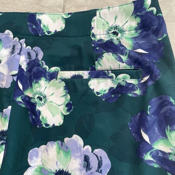 Lady Hagen Magnolia Print Skort - Picture 7 of 9